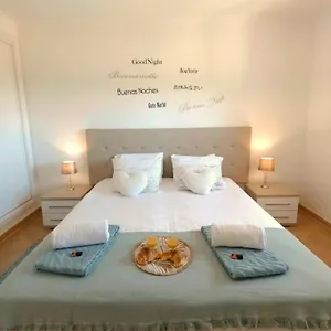 Willy St. Apartment Luz