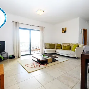 A68 - Palmeiras Paz Apartment Lagos